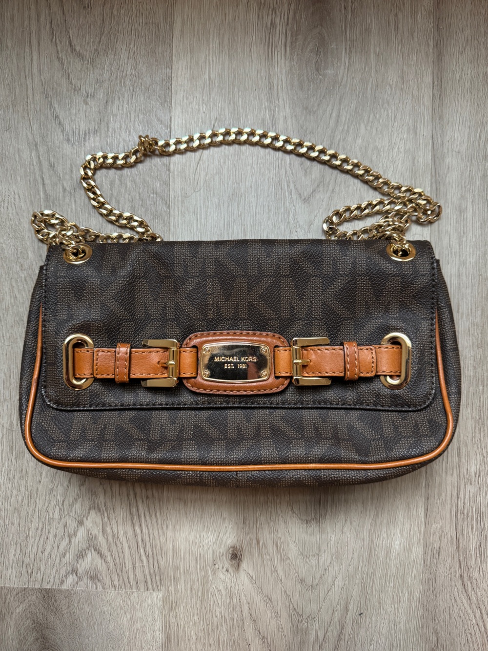 Michael Kors Chain Shoulder Bag Brown